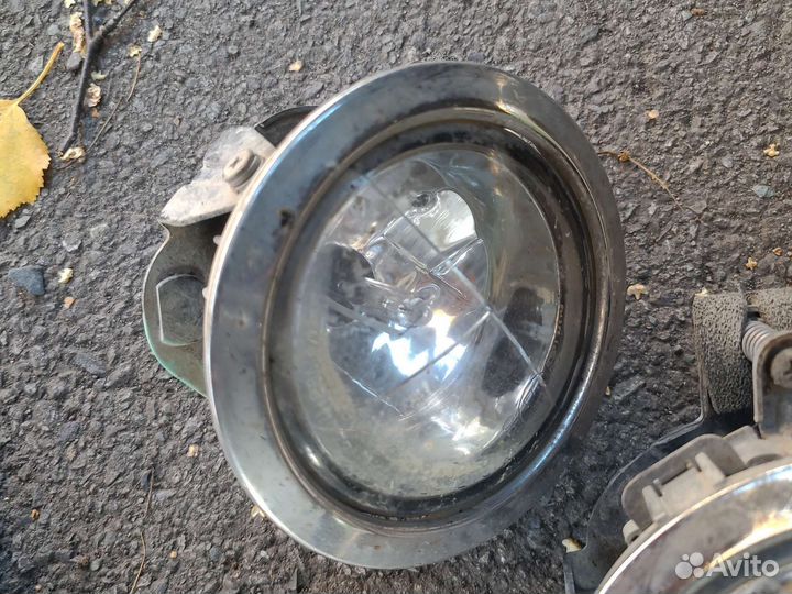 Противотуманные фары Subaru