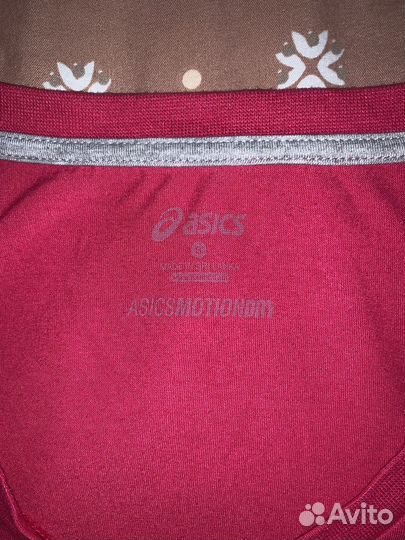 Теннисная одежда nike и asics