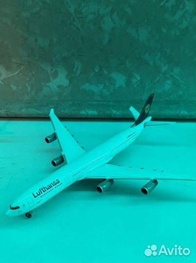 Самолеты herpa 1:500/ 1:400