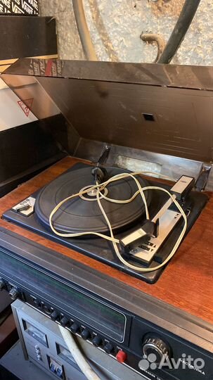 Проигрыватель винила Вега 323