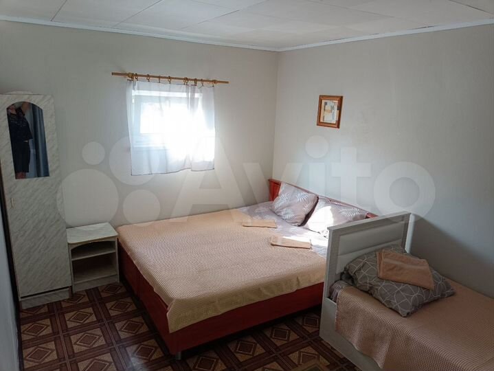 Комната 14 м² в 1-к., 2/2 эт.