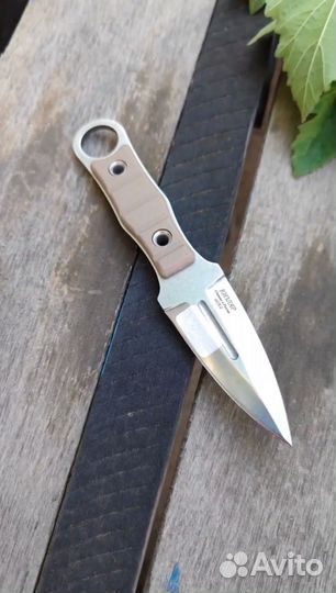 Нож туристический