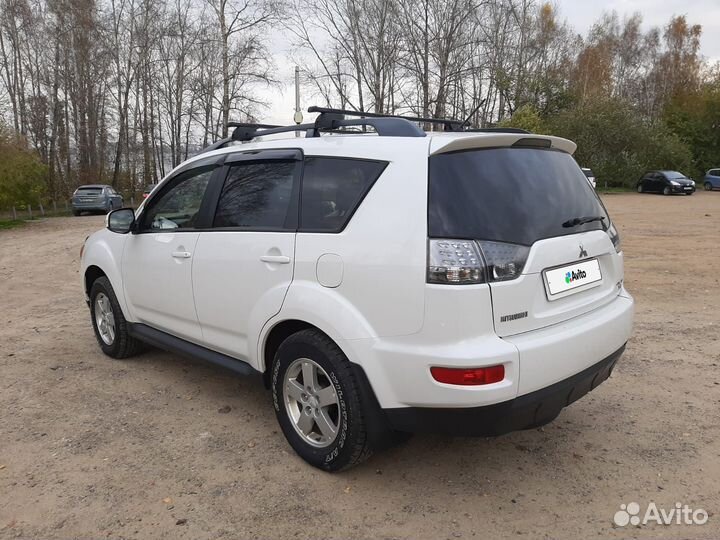 Mitsubishi Outlander 2.0 CVT, 2011, 259 000 км