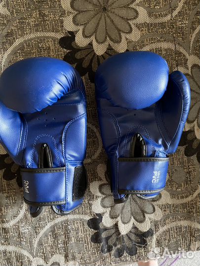 Боксерские перчатки 8 oz