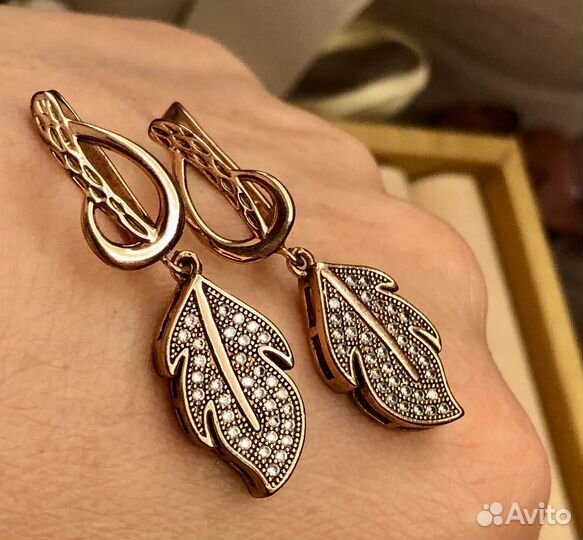 Серьги ювелирная бижутерия розовое золото фианиты