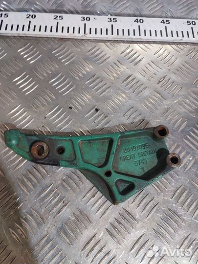 Кронштейн ролика натяжителя Volvo 20497896