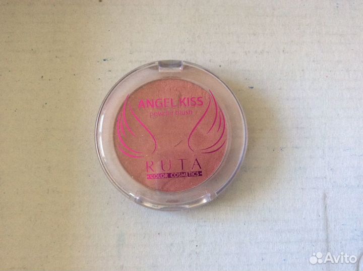 Румяна компакт