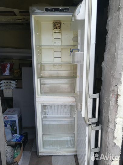 Холодильник бу