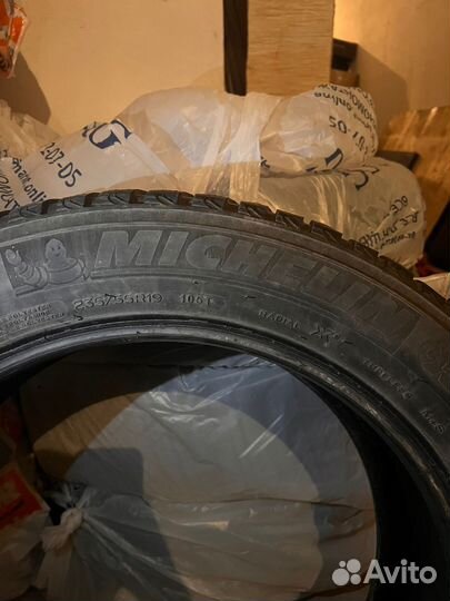 Michelin X Radial 235/55 R19 105T