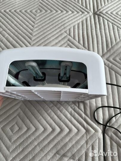 Ультрафиолетовая лампа