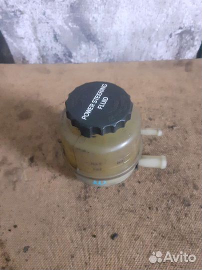 Бачок гидроусилителя руля Toyota Estima TCR20