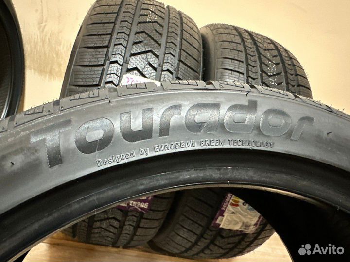 Tourador Winter Pro TSU1 245/40 R19 и 275/35 R19 99ZR