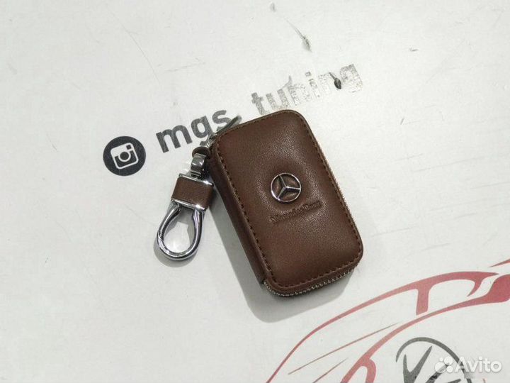 Ключница универсальная Mercedes коричневая