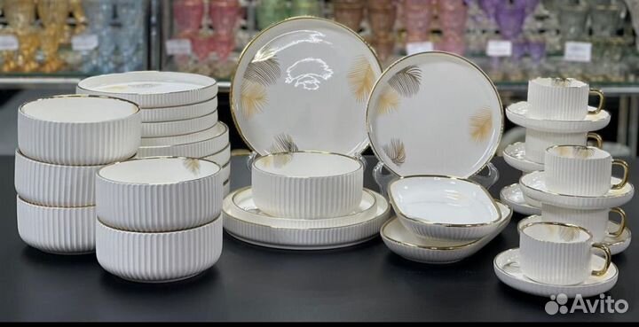 Набор столовой посуды на 6 персон