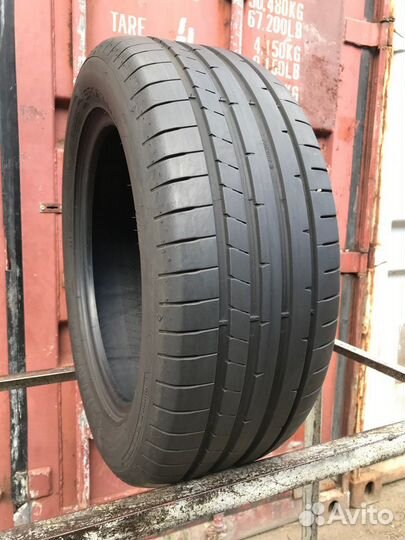 Dunlop SP Sport Maxx RT 2 235/55 R17