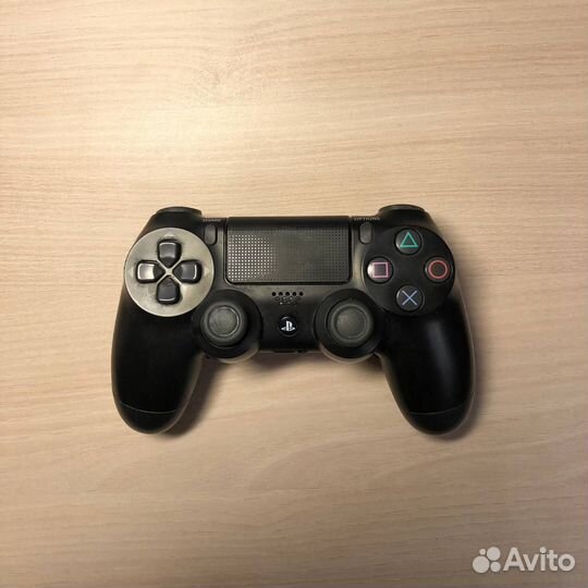 Геймпад sony dualshock 4 от GearZ