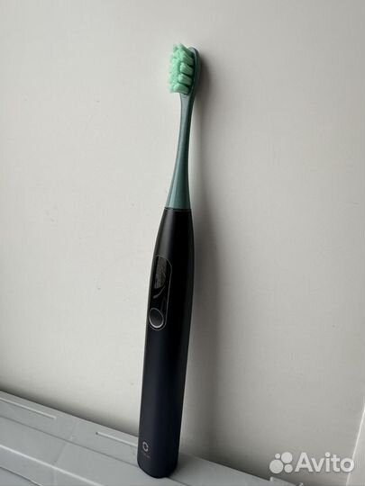 Электрическая зубная щетка oclean x pro