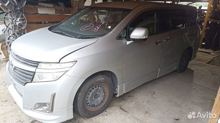 Корпус воздушного фильтра Nissan Elgrand PE52