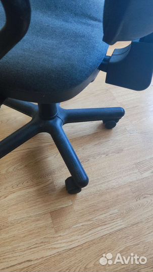 Офисное кресло бу