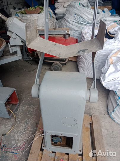 Шприц гидравлический кт 25,Шпигорезка 221-фш-011