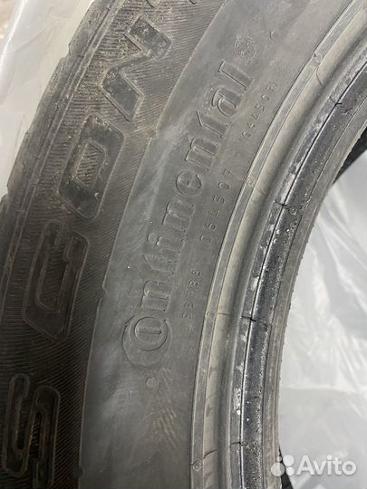Continental CrossContact UHP 235/55 R17 99V