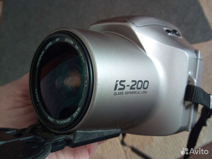 Плёночная зеркальная фотокамера