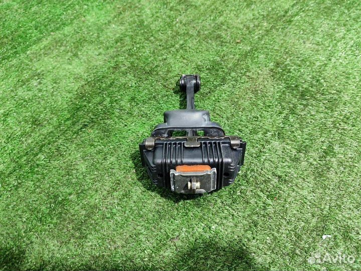 Ограничитель открывания двери передней BMW 3