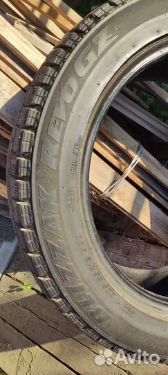 Bridgestone Blizzak Revo GZ 255/55 R18 98Q