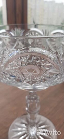 Хрустальная ваза