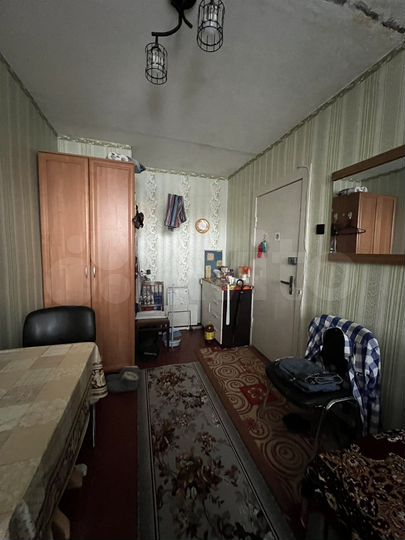 Комната 25 м² в 4-к., 5/5 эт.