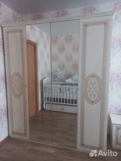 Спальный гарнитур