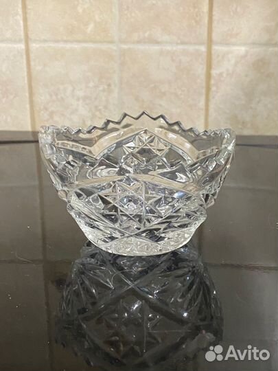 Хрустальная конфетница