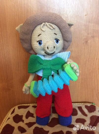 Коллекционная вязанная игрушка