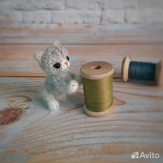 Миниатюрные игрушки. Мишка, зайка, котик, нерпа