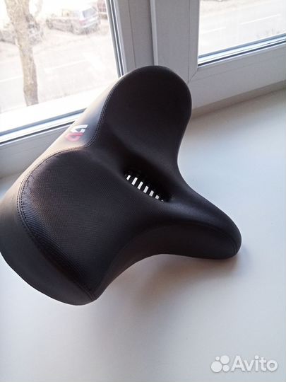 Седло для велосипеда широкое