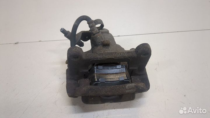 Суппорт левый задний Renault Trafic