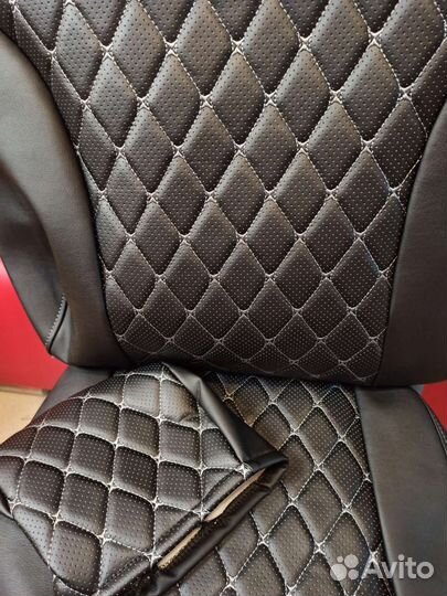 Чехлы на Hyundai Solaris,Kio Rio c 2017г экокожа