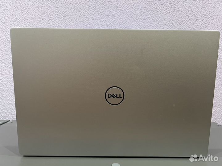 Dell Vostro 5590