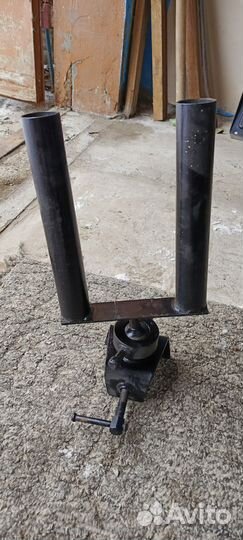 Спинингодержатель на лодку