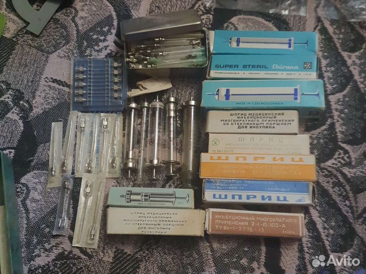 Комплект гирь, весы ручные, шприцы СССР б/у