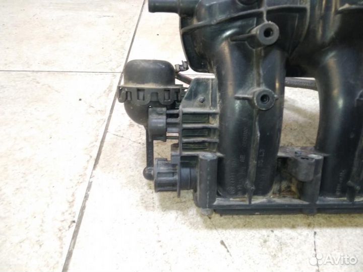 Коллектор впускной Audi Q5 8RB