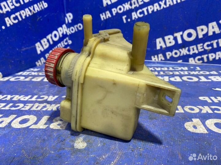Бачок гидроусилителя Citroen Xsara лифтбэк XU7JP