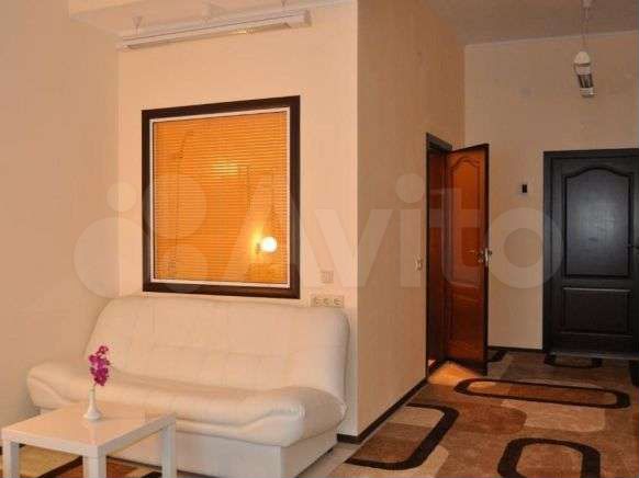 Дом 400 м² на участке 20 сот.