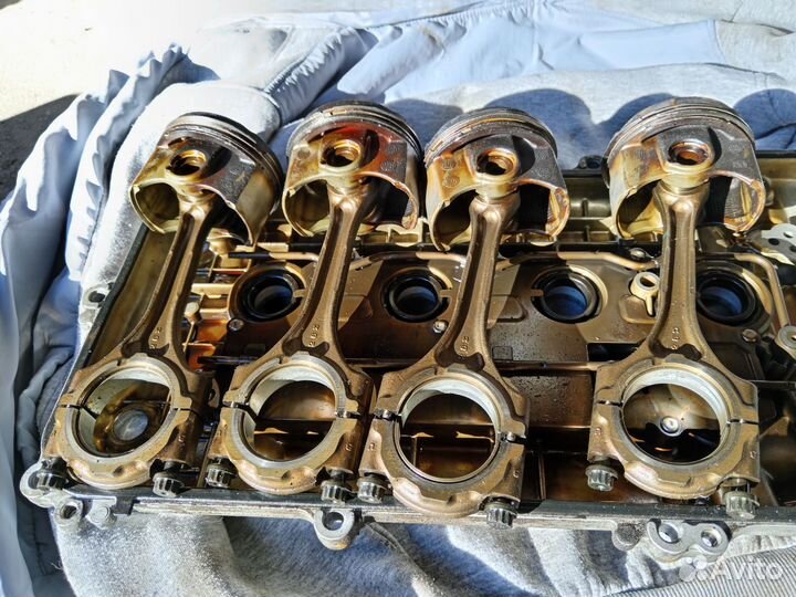 Двигателя 1ZR-FE toyota corolla E 150