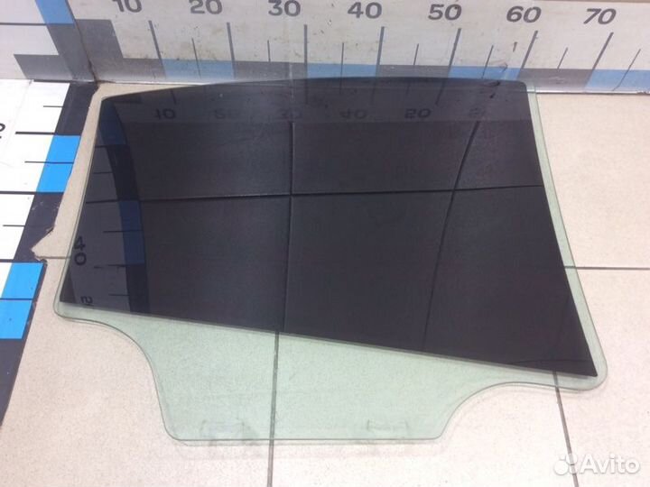 Стекло двери задней левое Chevrolet Cruze седан 1