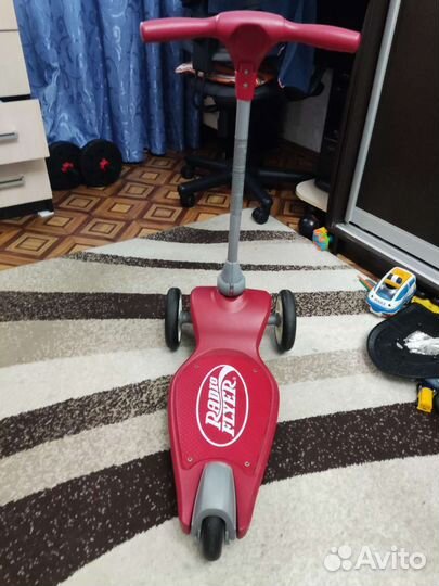 Самокат детский в идеальном состоянии