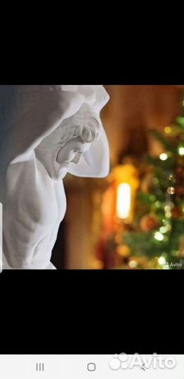 Атланты гипсовые