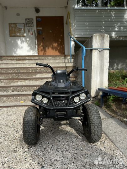 Детский квадроцикл на аккумуляторе бу