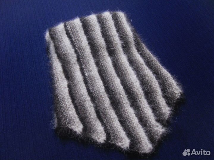 Бактус-снуд женский из собачьей шерсти