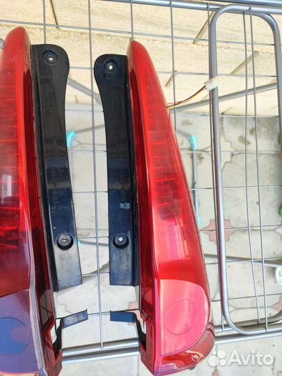 Дополнительные фонари largus